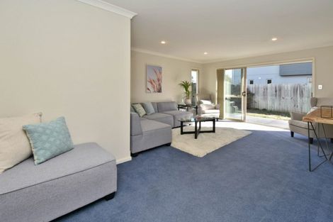 Photo of property in 29 Linkwater Way, Parklands, Christchurch, 8083