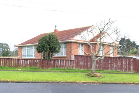 Photo of property in 35 Wedgwood Avenue, Mangere East, Auckland, 2024