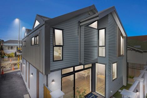 Photo of property in 82b Wallace Street, Mount Cook, Wellington, 6021