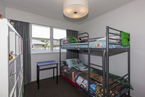 Photo of property in 22 Rangiatea Street, Paraparaumu Beach, Paraparaumu, 5032
