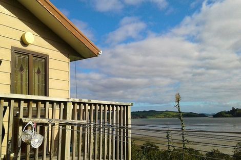 Photo of property in 37 Parnell Street, Rawene, Kaikohe, 0473