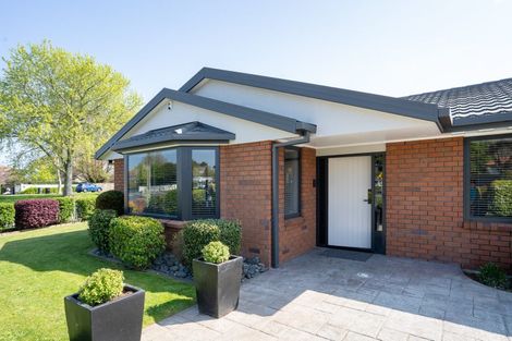 Photo of property in 2 Princes Street, Cambridge, 3434