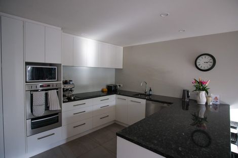 Photo of property in 14a Colenso Street, Sumner, Christchurch, 8081