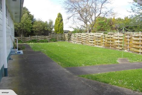 Photo of property in 20 Edwards Place, Terrace End, Palmerston North, 4410