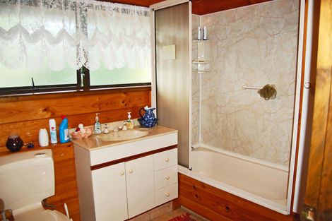 Photo of property in 1870 State Highway 1, Kaiwaka, 0573