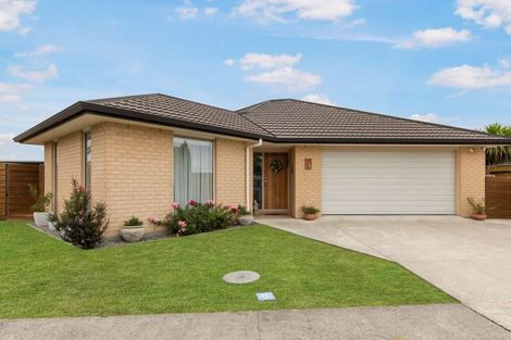 Photo of property in 98 Rosalie Terrace, Kelvin Grove, Palmerston North, 4414