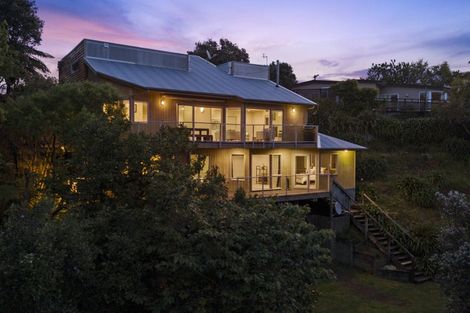 Photo of property in 15 Shortland Street, Lower Vogeltown, New Plymouth, 4310