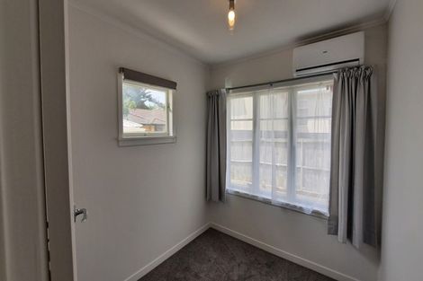 Photo of property in 47 Cambridge Terrace, Papatoetoe, Auckland, 2025