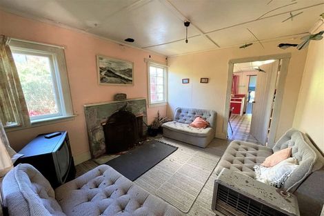 Photo of property in 14 Tarata Street, Kaka Point, 9271