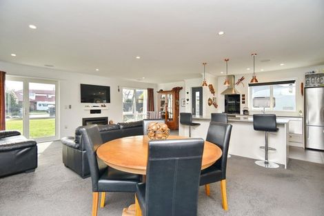 Photo of property in 18 Clarevale Street, Burwood, Christchurch, 8083