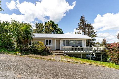 Photo of property in 16 Kohe Street, Parahaki, Whangarei, 0112