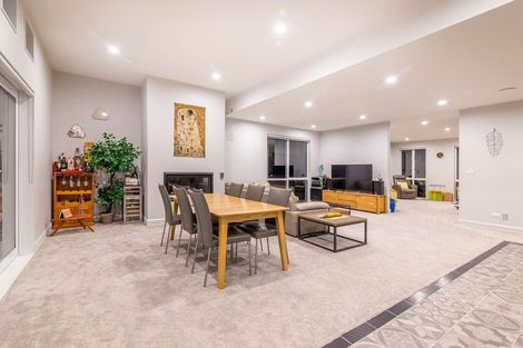Photo of property in 18 Golden Morning Drive, Albany Heights, Auckland, 0632