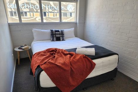 Photo of property in 2/38a Webb Street, St Albans, Christchurch, 8014