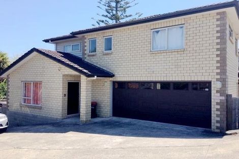 Photo of property in 23d Lexington Drive, Botany Downs, Auckland, 2010