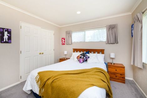 Photo of property in 9 Montana Way, Milson, Palmerston North, 4414