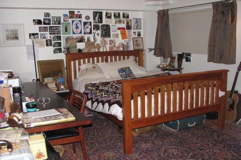 Photo of property in Stadium Garden Flats, 104/107 Thorndon Quay, Pipitea, Wellington, 6011