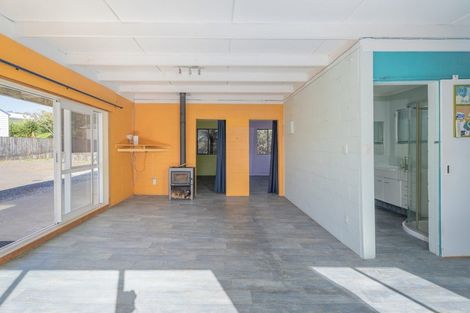 Photo of property in 196 Cook Drive, Whitianga, 3510