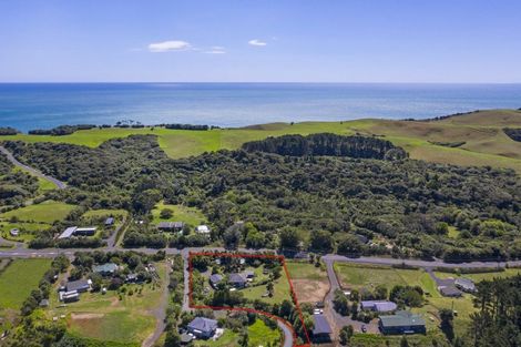 Photo of property in 385a Wainui Road, Raglan, 3297