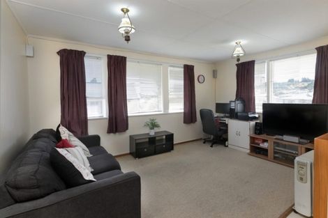 Photo of property in 11 Natone Street, Waitangirua, Porirua, 5024