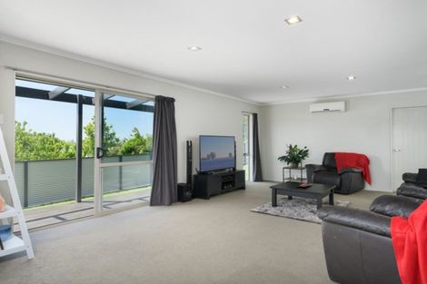 Photo of property in 69 Te Otinga Place, Pyes Pa, Tauranga, 3112