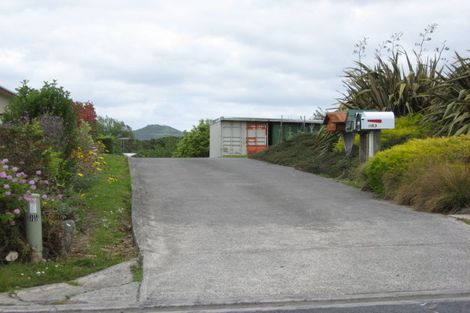 Photo of property in 979 Kaipara Flats Road, Kaipara Flats, Warkworth, 0984