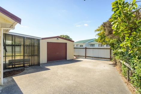 Photo of property in 2 Walton Street, Bulls, 4818