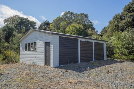 Photo of property in 1755 Whangarei Heads Road, Whangarei Heads, Whangarei, 0174