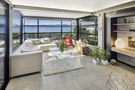 Photo of property in 377a Karaka Bay Road, Karaka Bays, Wellington, 6022