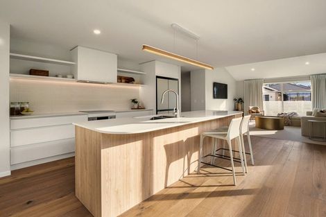 Photo of property in 2 Serrata Close, Papamoa Beach, Papamoa, 3118