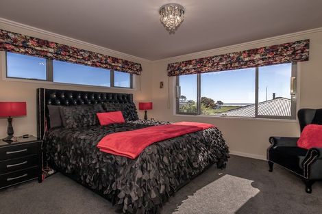 Photo of property in 4 Kupe Street, Carters Beach, Westport, 7825