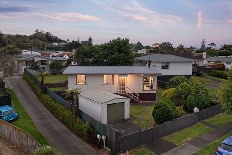 Photo of property in 93 Crawford Avenue, Mangere Bridge, Auckland, 2022