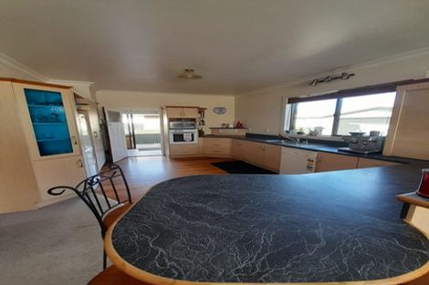 Photo of property in 19 Lowe Street, Avenal, Invercargill, 9810