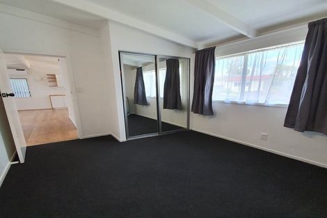 Photo of property in 44a Brains Road, Kelston, Auckland, 0602