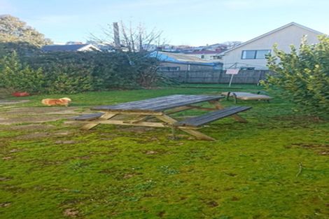 Photo of property in 124 Harbour Terrace, North Dunedin, Dunedin, 9016