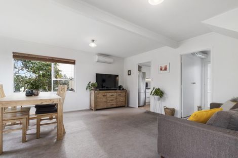 Photo of property in 1/12 Steen Place, Mangere Bridge, Auckland, 2022