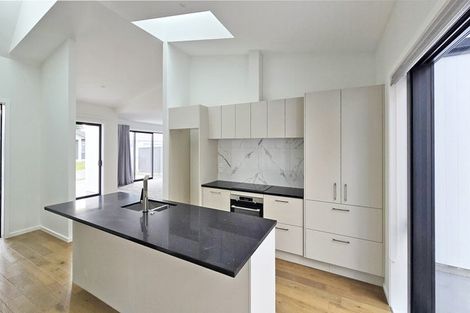 Photo of property in 16 George Yee Place, Taradale, Napier, 4112