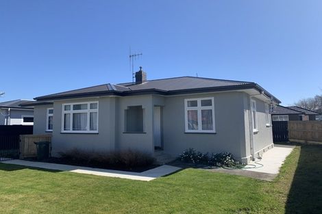 Photo of property in 25 Saint Johns Avenue, Palmerston North, 4414