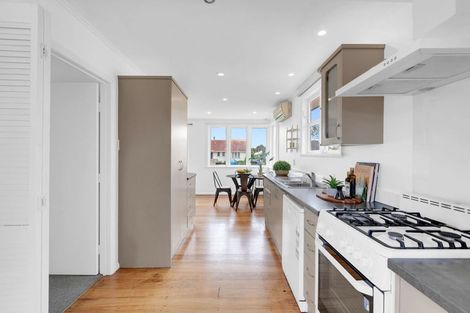 Photo of property in 12 Slim Street, Bader, Hamilton, 3206