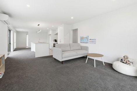 Photo of property in 93 Hills View Drive, Papamoa, 3118