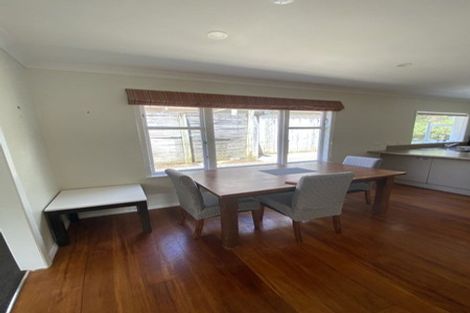 Photo of property in 11 Huia Street, Tawa, Wellington, 5028