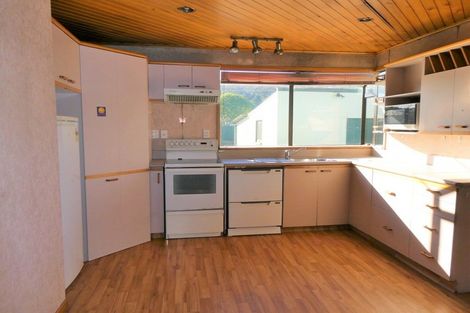 Photo of property in 105 Marlborough Street, Greymouth, 7805