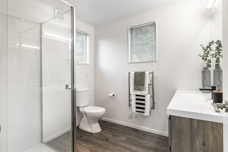 Photo of property in 103 Takahe Road, Titirangi, Auckland, 0604