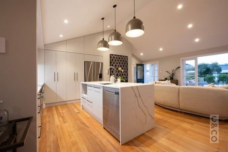 Photo of property in 2 Queen Street, Riverhead, 0820