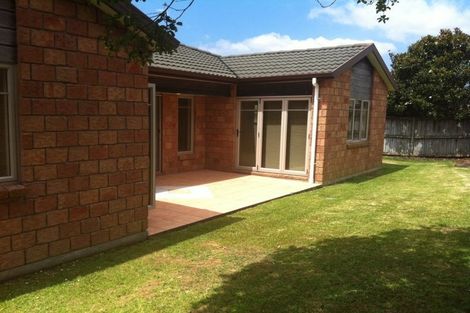 Photo of property in 5 Shankill Place, East Tamaki, Auckland, 2013