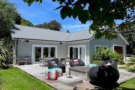 Photo of property in 57 Buckleton Road, Tawharanui Peninsula, Matakana, 0986