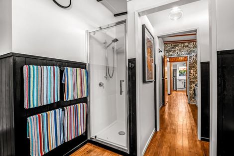 Photo of property in 105a Pahiatua Street, Hokowhitu, Palmerston North, 4410