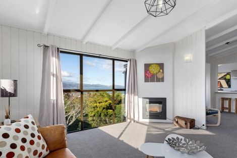 Photo of property in 6 Stanhope Grove, Korokoro, Lower Hutt, 5012