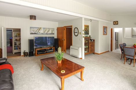 Photo of property in 68 York Street, Solway, Masterton, 5810