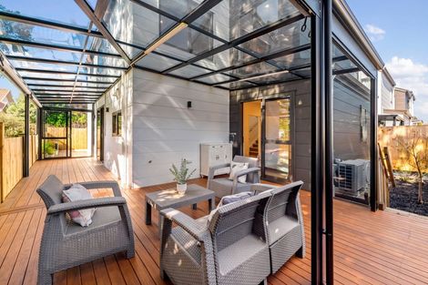 Photo of property in 2c Meadway, Sunnyhills, Auckland, 2010