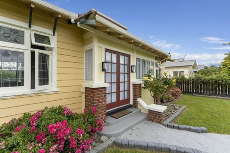 Photo of property in 15 Rainforth Street, Roslyn, Palmerston North, 4414